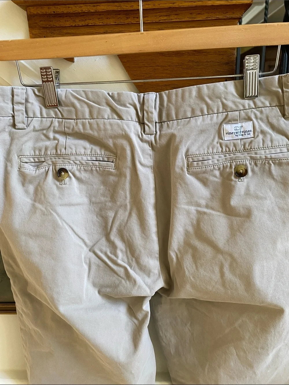 VINEYARD VINES Pants